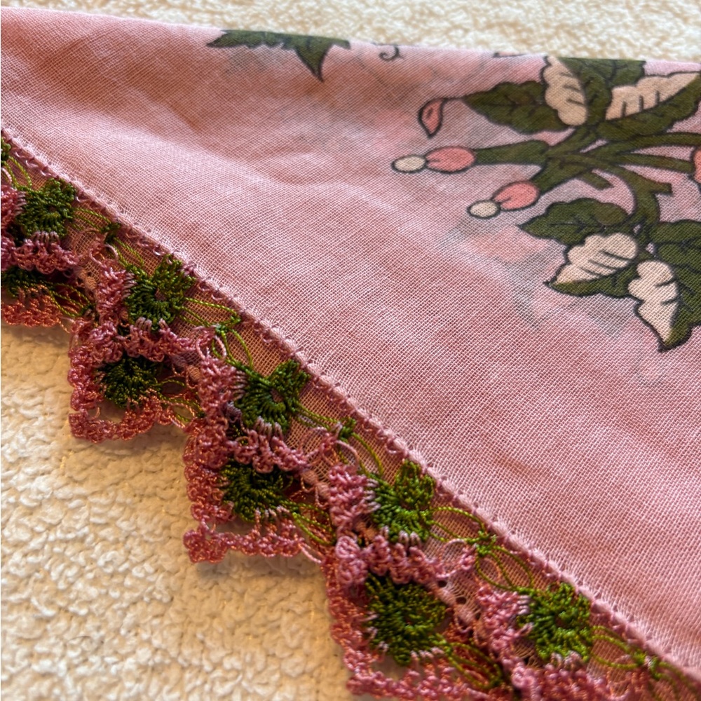 Vintage Turkish Cotton Oya Scarf, Pink Floral Print with Pink Green Lace Trim - Picture 3 of 11